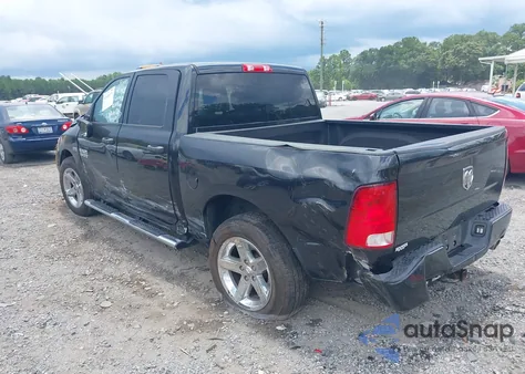 2018 Ram 1500 Express 4X2 5'7 Box из США, поврежденный, VIN 3C6RR6KT1JG137637